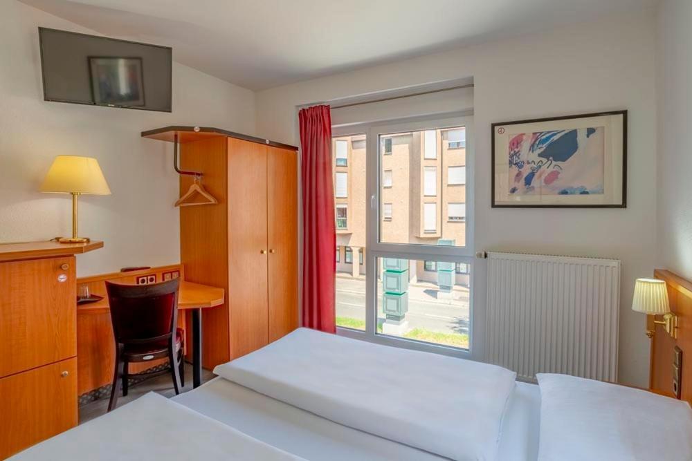 Heilbronner Hotel Am Schoenen Theater エクステリア 写真